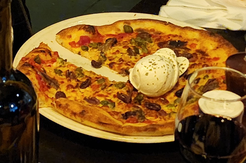 Pizza Capricciosa